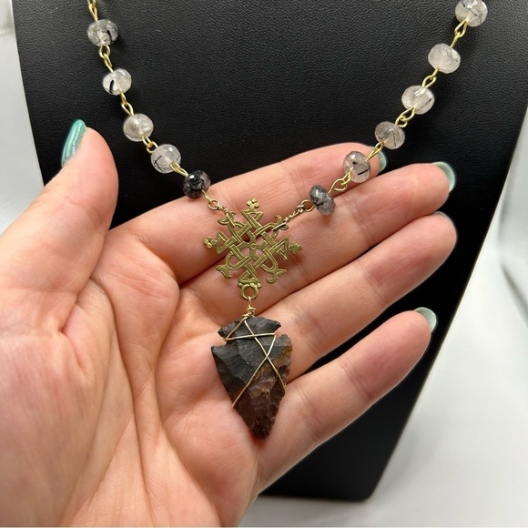 Gypset Honey Gold Tone Chain Necklace Genuine Quartz Arrowhead Pendant 33" - Picture 3 of 12